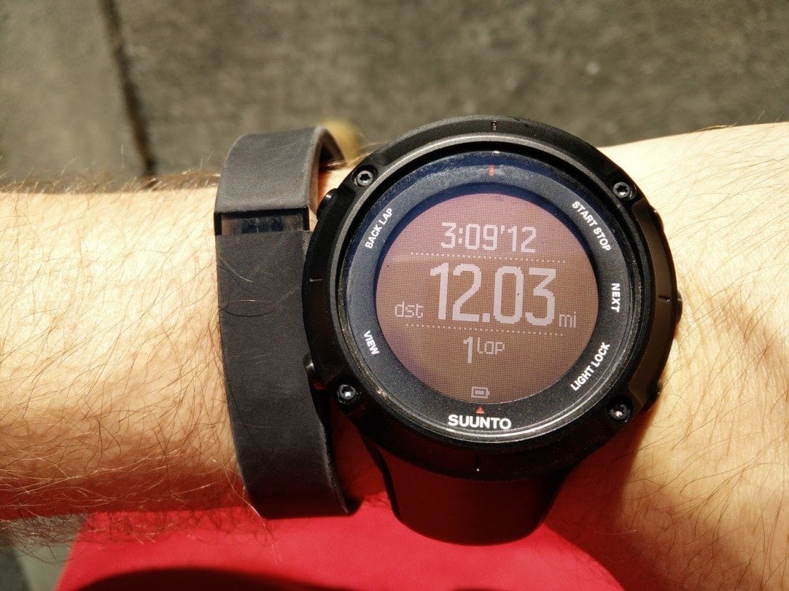 Suunto Ambit3 Peak – Montre GPS Outdoor Multisport Avec Baromètre, Boussole, 30h D'autonomie, Résistance 100m – Noire
